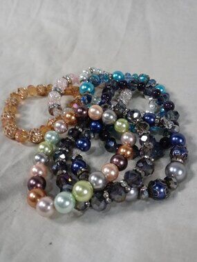 8 Handmade Women Beaded Bracelets Beautiful Colorful Jewelry Bundle Set New Cond